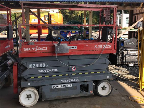 2014 Skyjack SJIII3226 Scissor Lift