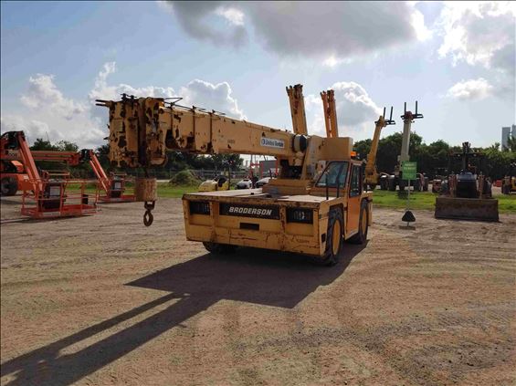 2007 Broderson IC-200-3F Crane