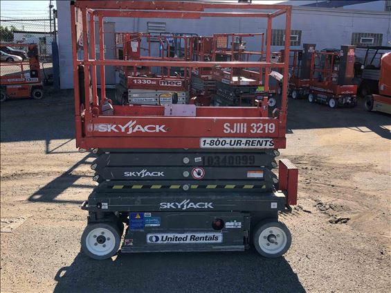 2015 Skyjack SJIII3219 Scissor Lift