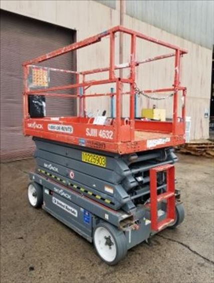 2014 Skyjack SJIII4632 Scissor Lift