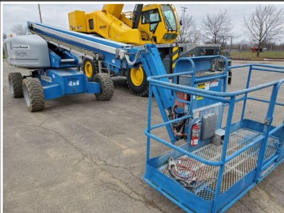 2013 Genie S-65 Boom Lift