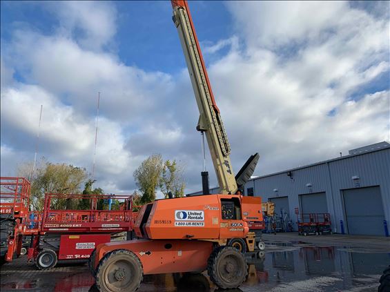 2013 JLG 600S Boom Lift