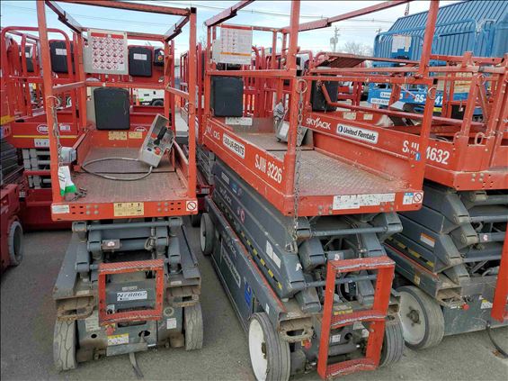 2014 Skyjack SJIII3226 Scissor Lift