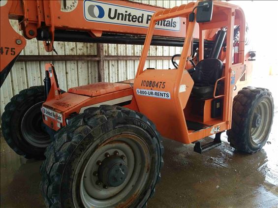 2012 JLG 8042 S