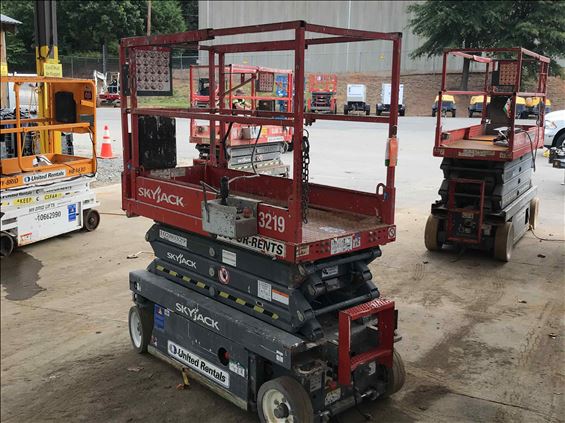 2014 Skyjack SJIII3219 Scissor Lift