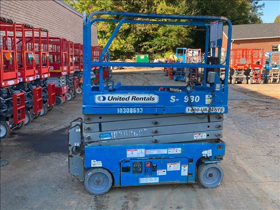 2014 Genie GS-1930 Scissor Lift