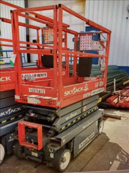 2015 Skyjack SJIII3219 Scissor Lift