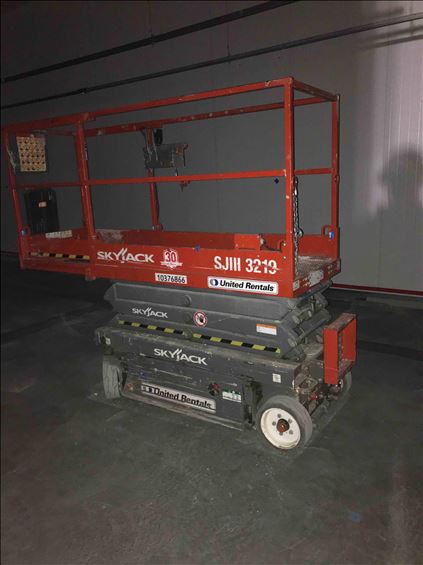 2015 Skyjack SJIII3219 Scissor Lift