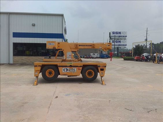 2005 Broderson IC-80-1G Crane