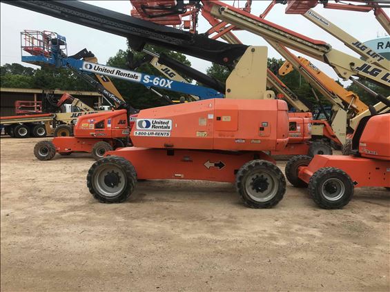 2012 JLG 800S Boom Lift