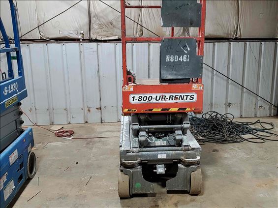2013 Skyjack SJIII3219 Scissor Lift