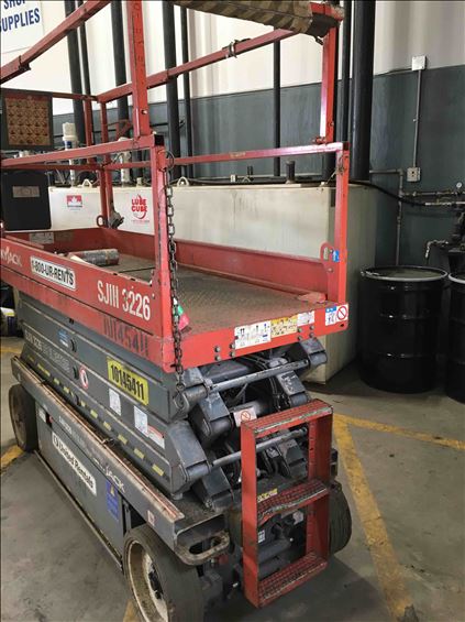 2013 Skyjack SJIII3226 Scissor Lift