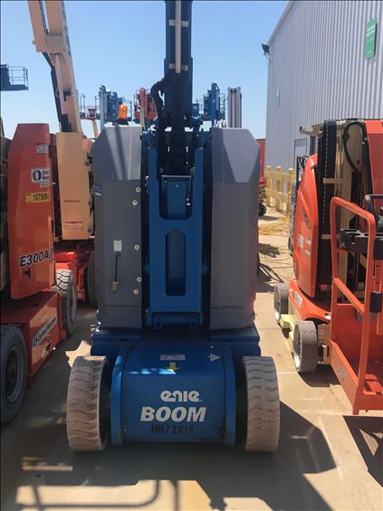 2013 Genie Z-30/20N Boom Lift