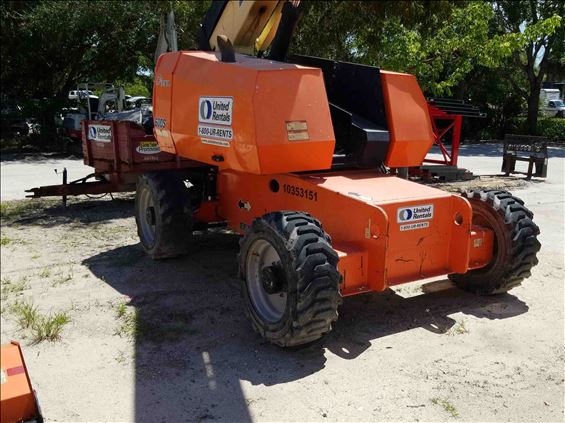 2015 JLG 600S Boom Lift