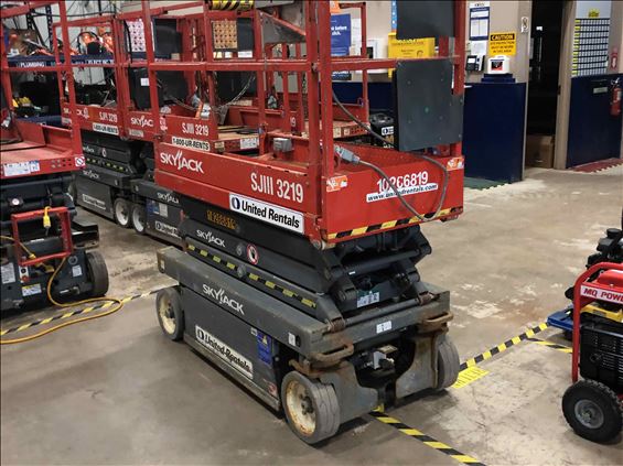 2014 Skyjack SJIII3219 Scissor Lift