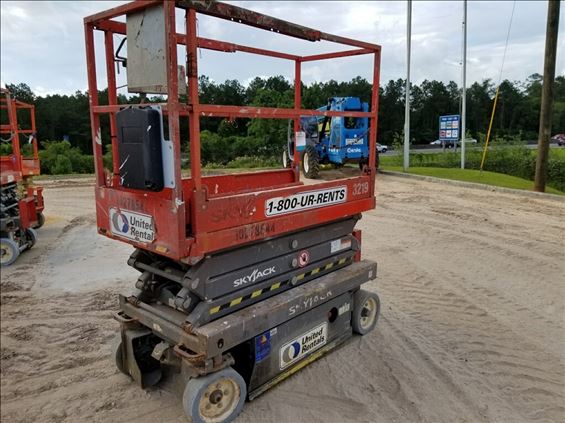 2014 Skyjack SJIII3219 Scissor Lift