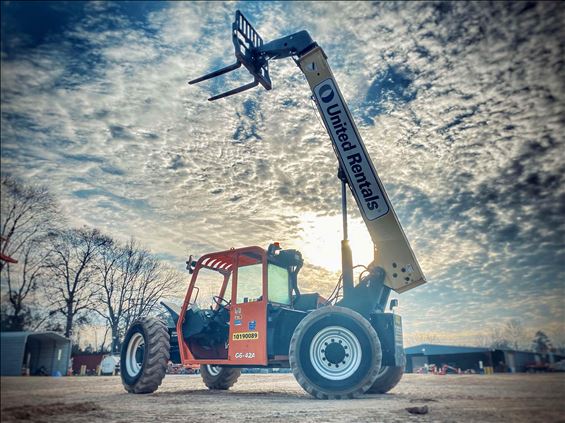 2013 JLG G6-42A Forklift