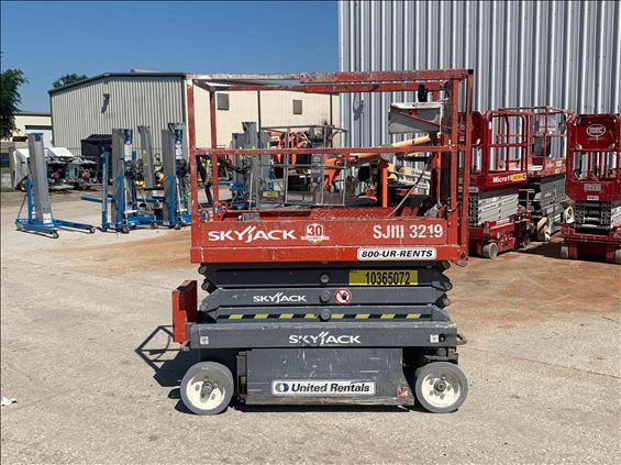 2015 Skyjack SJIII3219 Scissor Lift