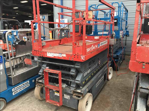 2013 Skyjack SJIII4626 Scissor Lift