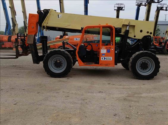 2014 JLG G12-55A Rough Terrain Forklift