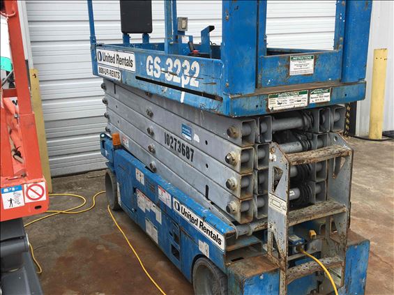 2014 Genie GS-3232 Scissor Lift
