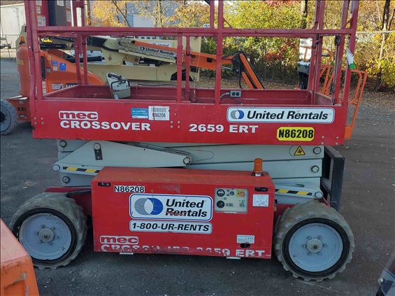 2014 MEC 2659ERT Scissor Lift