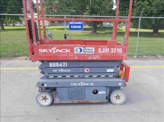 2014 Skyjack SJIII3219 Scissor Lift