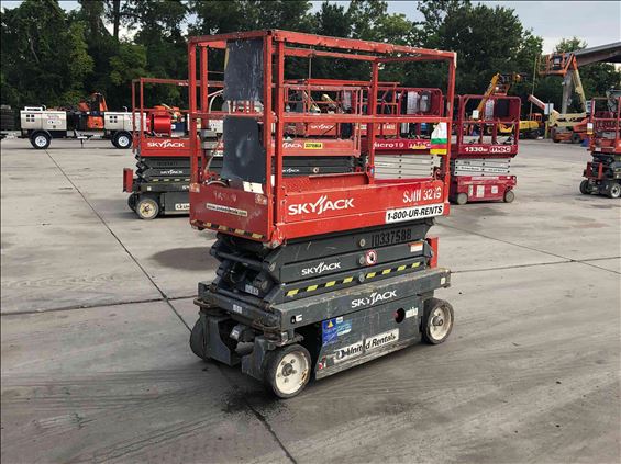 2015 Skyjack SJIII3219 Scissor Lift