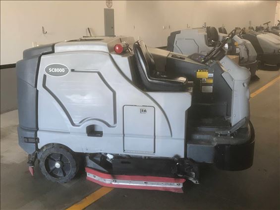 2016 Nilfisk Advance SC8000
