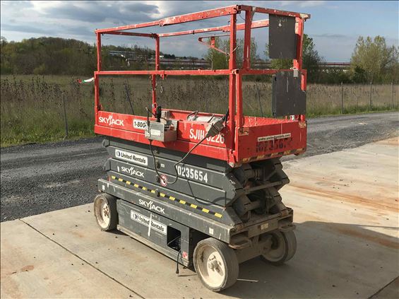 2014 Skyjack SJIII3226 Scissor Lift