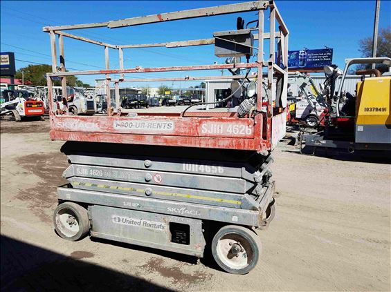 2013 Skyjack SJIII4626 Scissor Lift