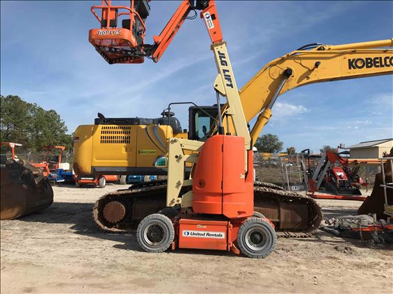 2013 JLG E300AJP Boom Lift