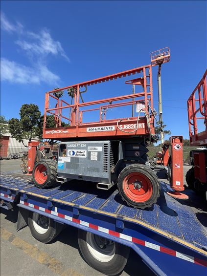 2015 Skyjack SJ6826RT Scissor Lift