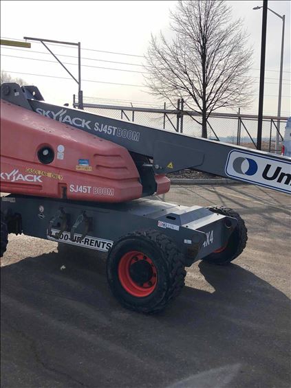 2013 Skyjack SJ45T Boom Lift