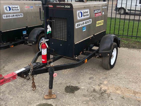 2018 Lincoln Electric Vantage 300 Welder