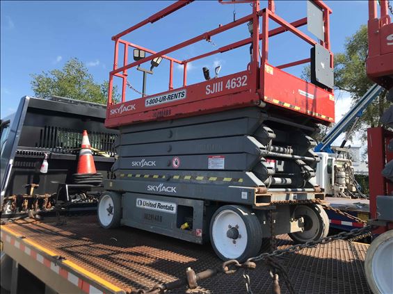 2014 Skyjack SJIII4632 Scissor Lift