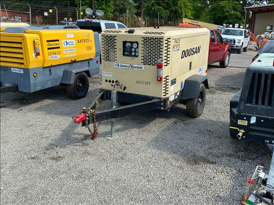 2014 Doosan P425/HP375WCUT4 Air Compressor