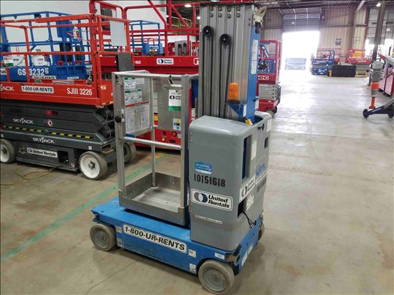 2013 Genie GR-20 Scissor Lift