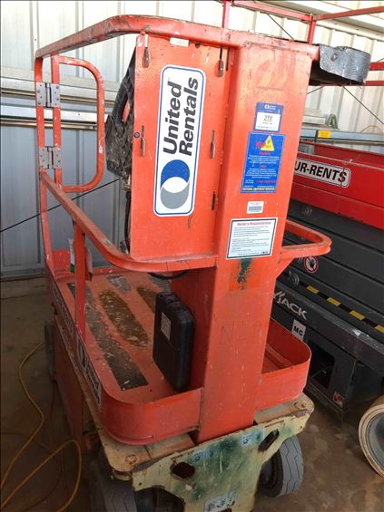 2014 JLG 1230ES Vertical Lift
