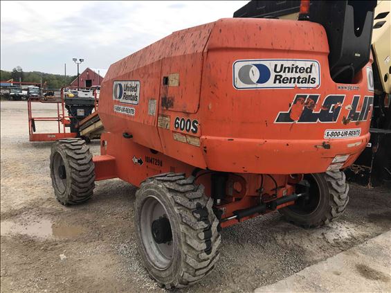 2013 JLG 600S Boom Lift