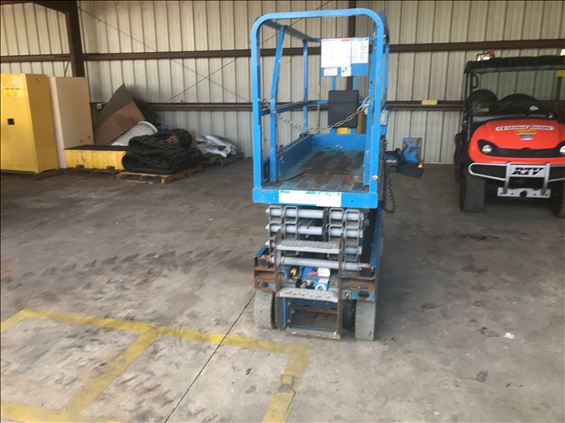 2014 Genie GS-1930 Scissor Lift
