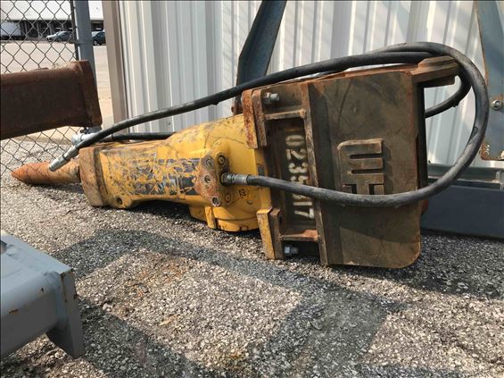 2014 Atlas Copco SB452 Earthmoving Attachment