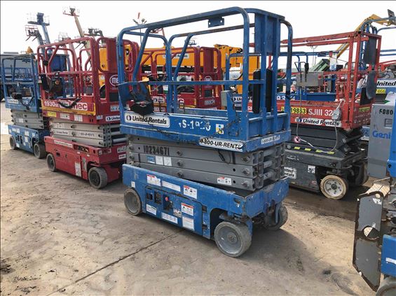 2014 Genie GS-1930 Scissor Lift
