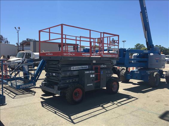 2008 Skyjack SJ8841RT Scissor Lift