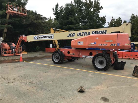 2011 JLG 1350SJP Boom Lift