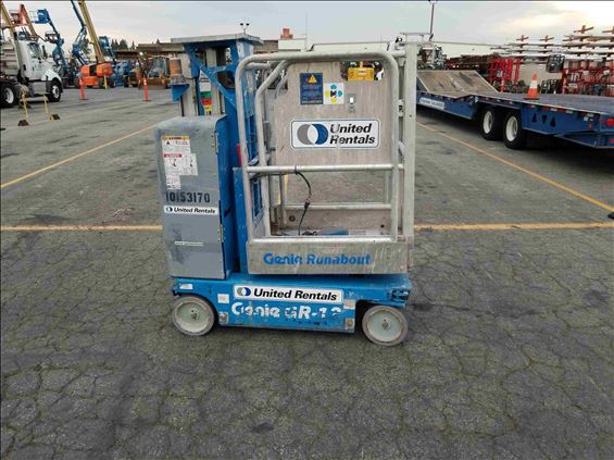 2013 Genie GR-12 Scissor Lift