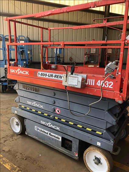 2014 Skyjack SJIII4632 Scissor Lift