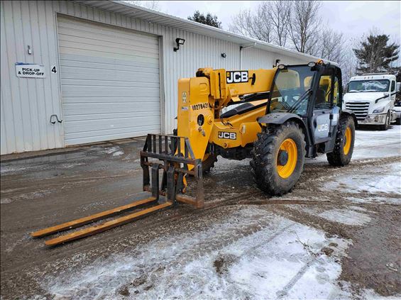 2014 JCB 507-42 Rough Terrain Forklift