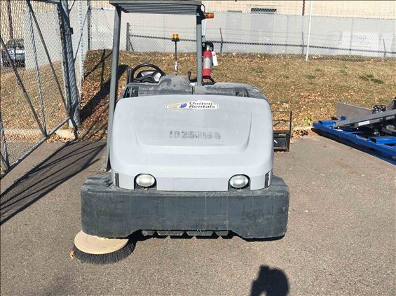 2015 Nilfisk Advance SW8000