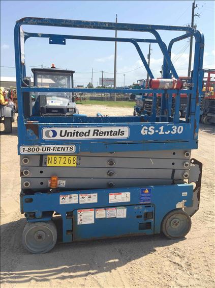 2014 Genie GS-1930 Scissor Lift